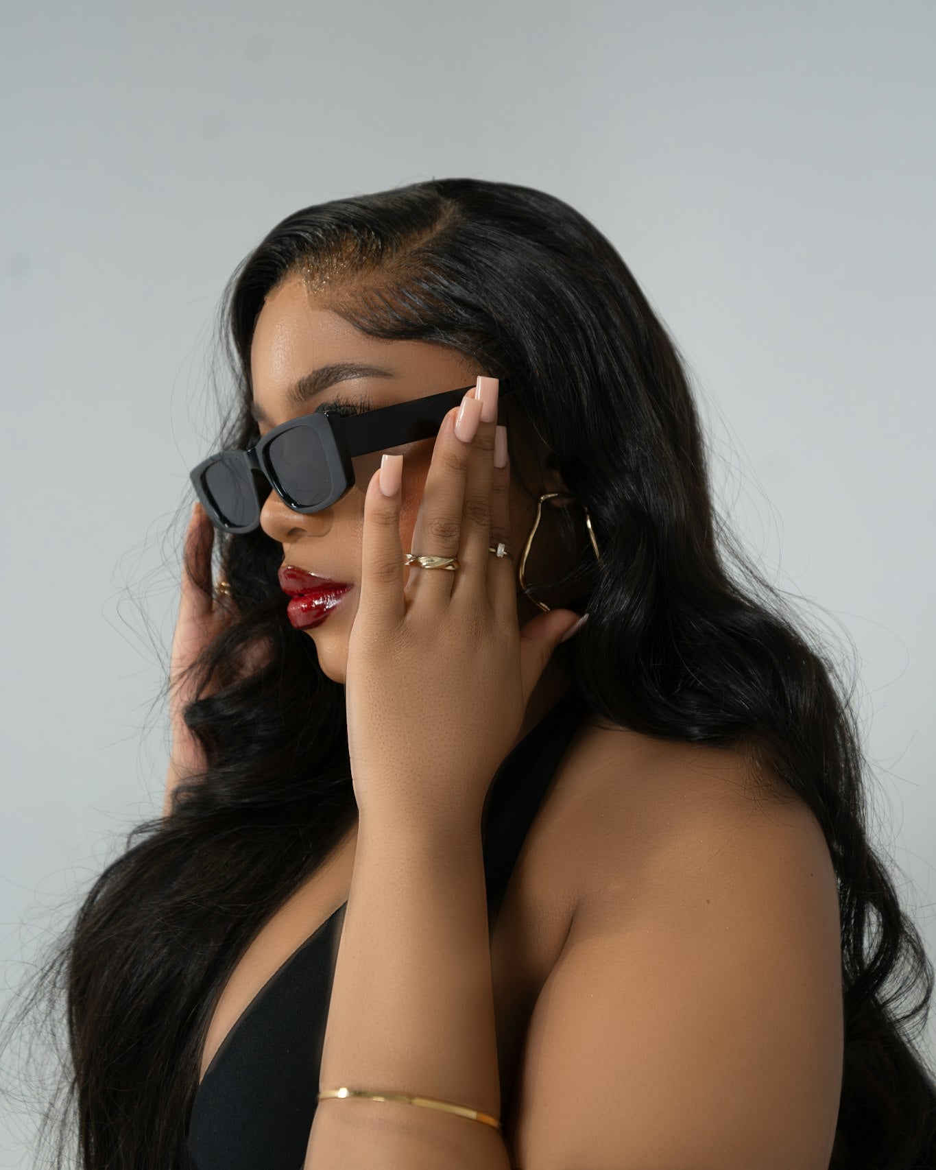 VLADIC
Modern Premium Lifestyle